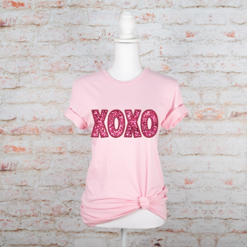 XOXO Tee